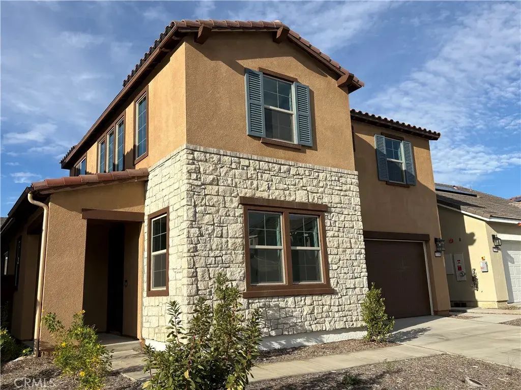 3718 Leafgreen Road, Corona