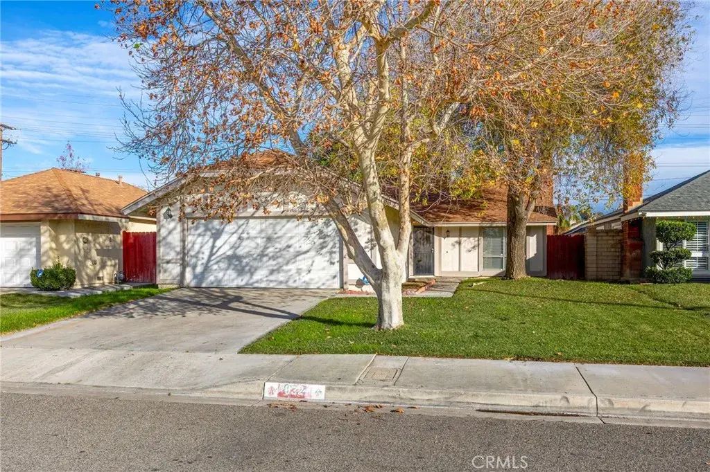 832 Smallwood, Colton