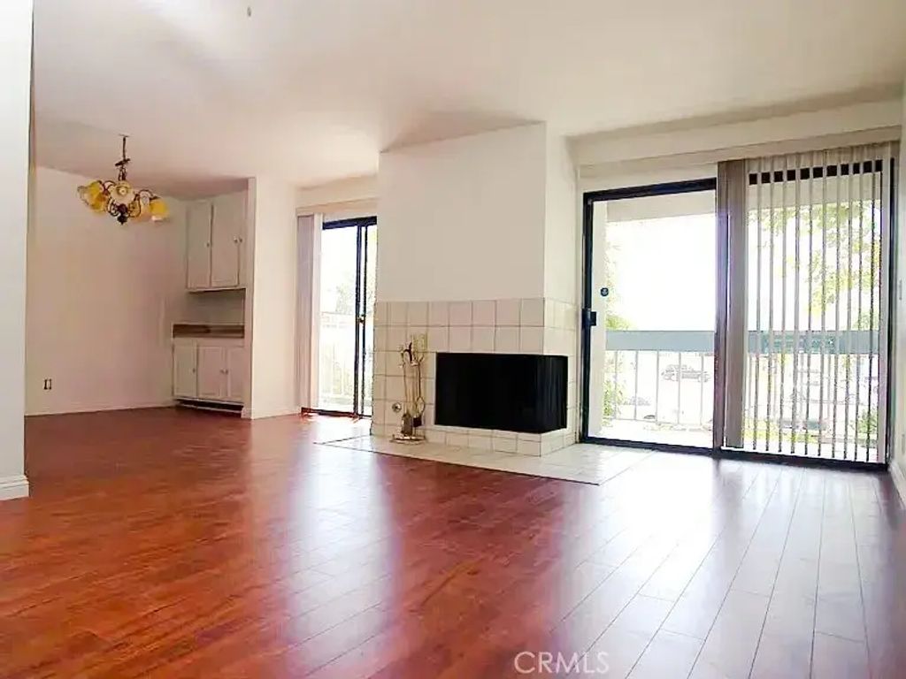 15325 Magnolia 102, Sherman Oaks