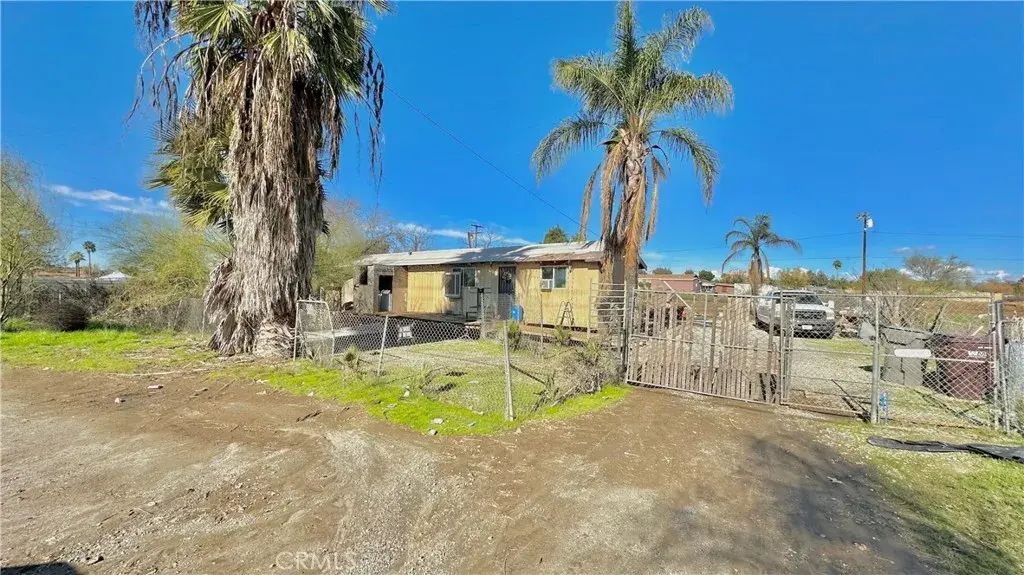 21274 Cajalco, Perris