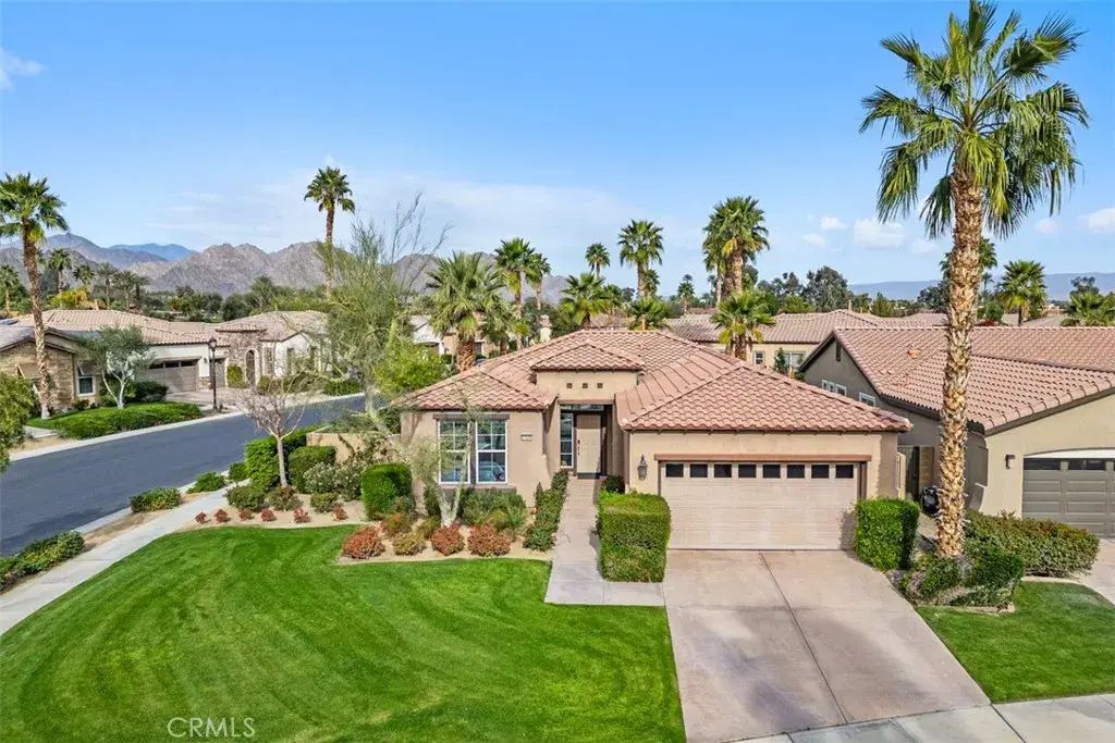 81626 Prism, La Quinta