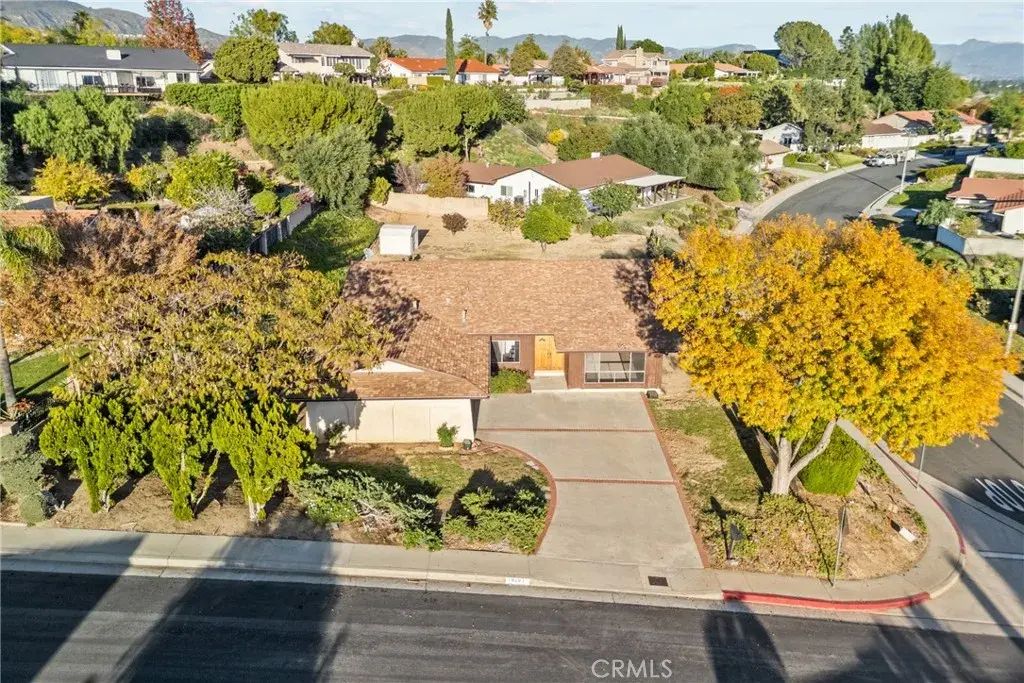 19201 Harnett, Porter Ranch