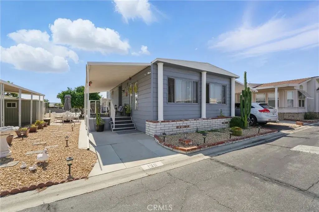 2205 W Acacia 139, Hemet