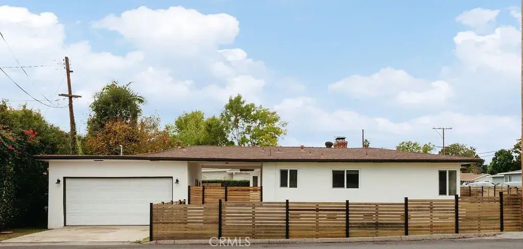 17472 E Santa Clara, Santa Ana