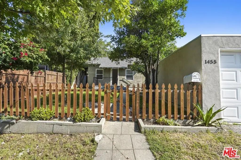 1455 E Elizabeth Street, Pasadena
