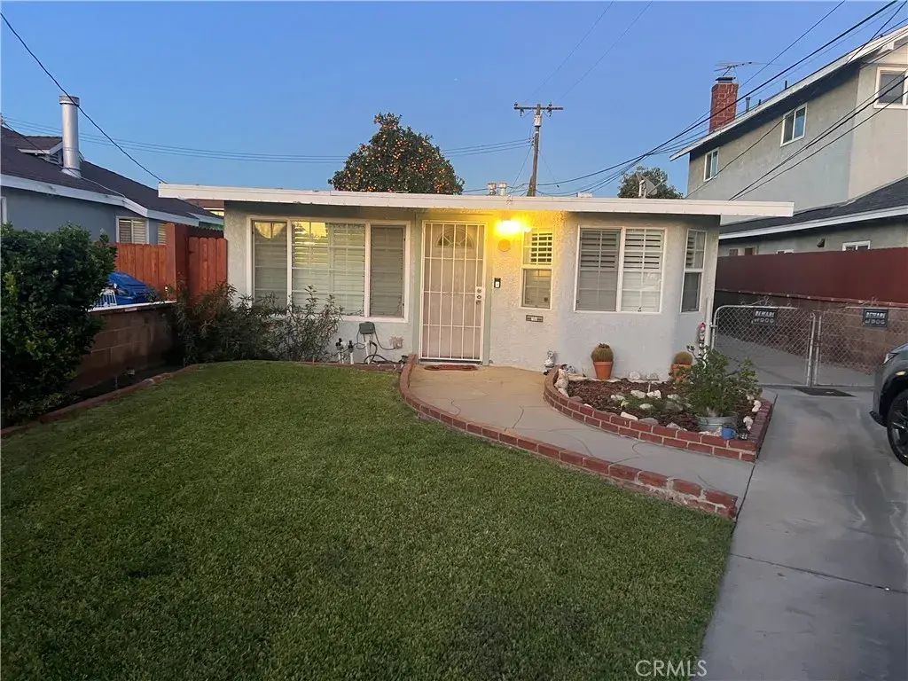 7931 Leeds, Downey