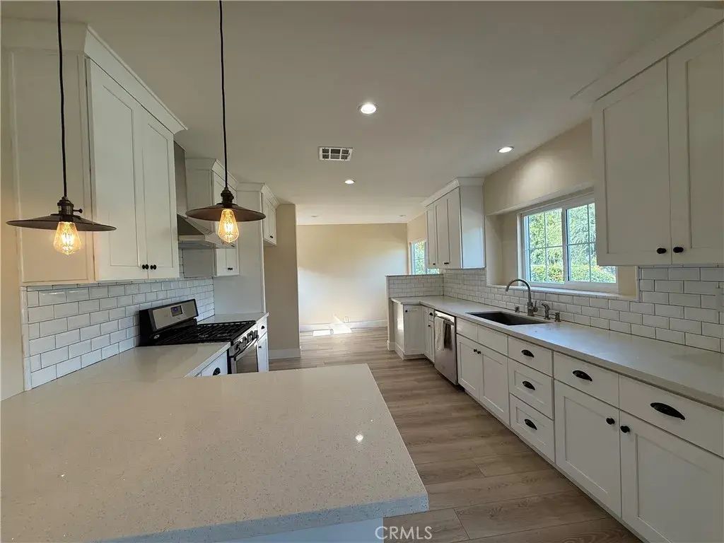 1633 Kwis, Hacienda Heights