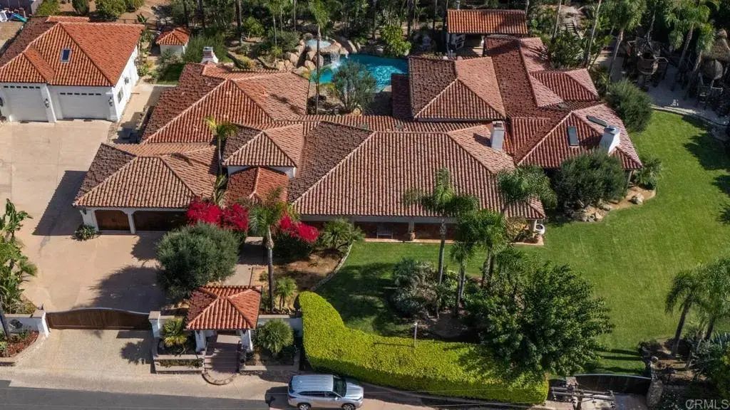 647 Crest Drive, El Cajon