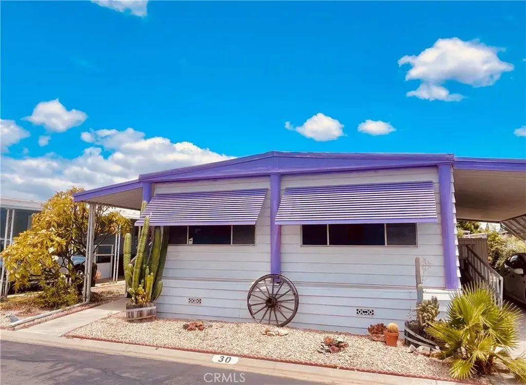 9391 California 30, Riverside