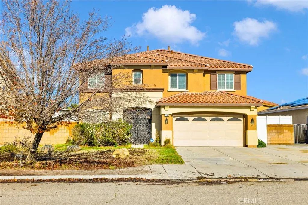 2745 Garnet, Lancaster