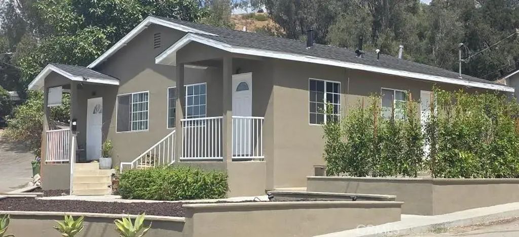 900 Elder Court, Los Angeles