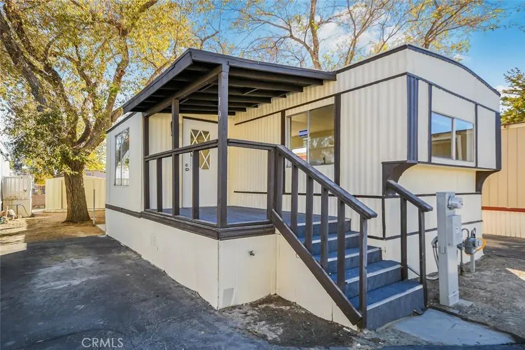 45131 28th East 19, Lancaster
