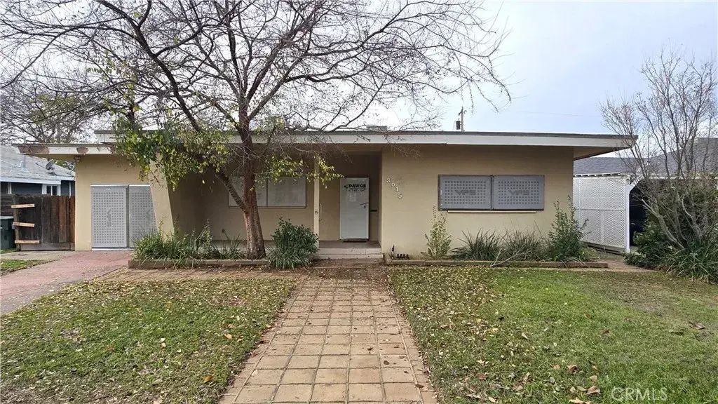 3015 N Adoline, Fresno