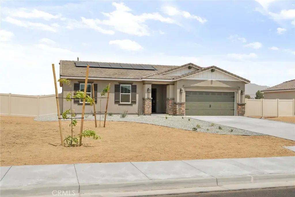 14755 Indigo, Apple Valley