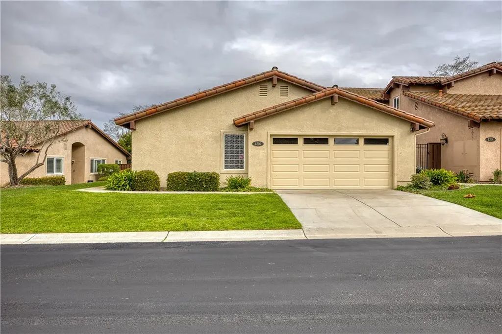 4316 Foxenwood Circle, Santa Maria