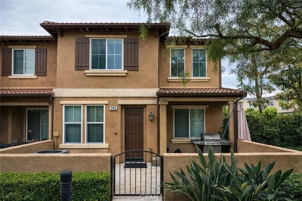 385 W Mountain Holly, Orange