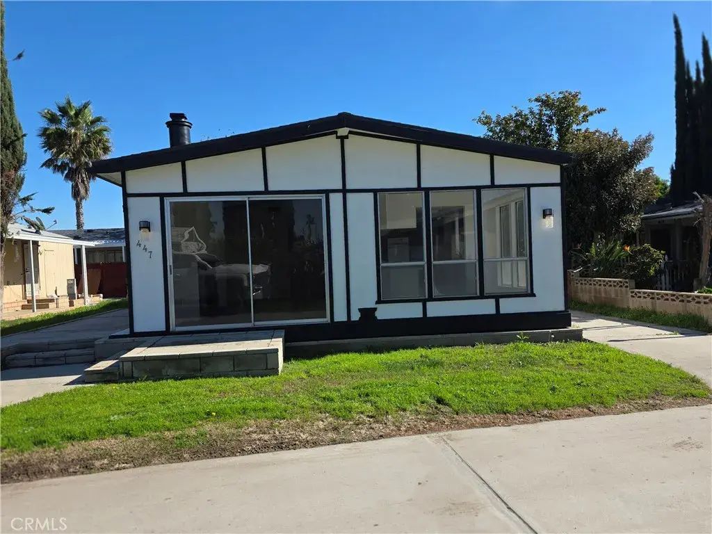 5800 Hamner 447, Eastvale