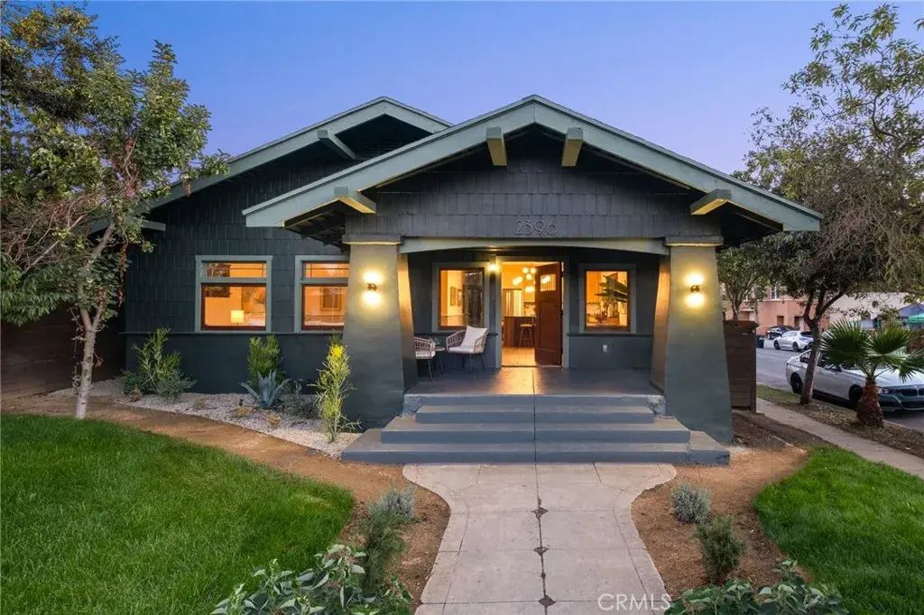 2396 W 31st Street, Los Angeles