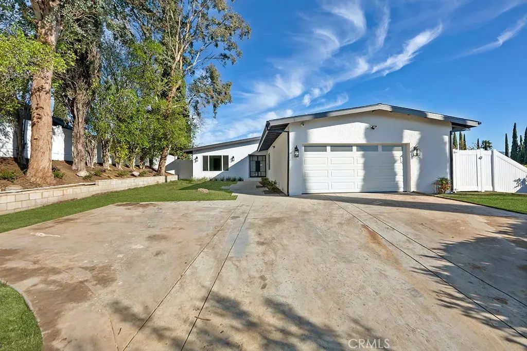 12790 Jolette, Granada Hills