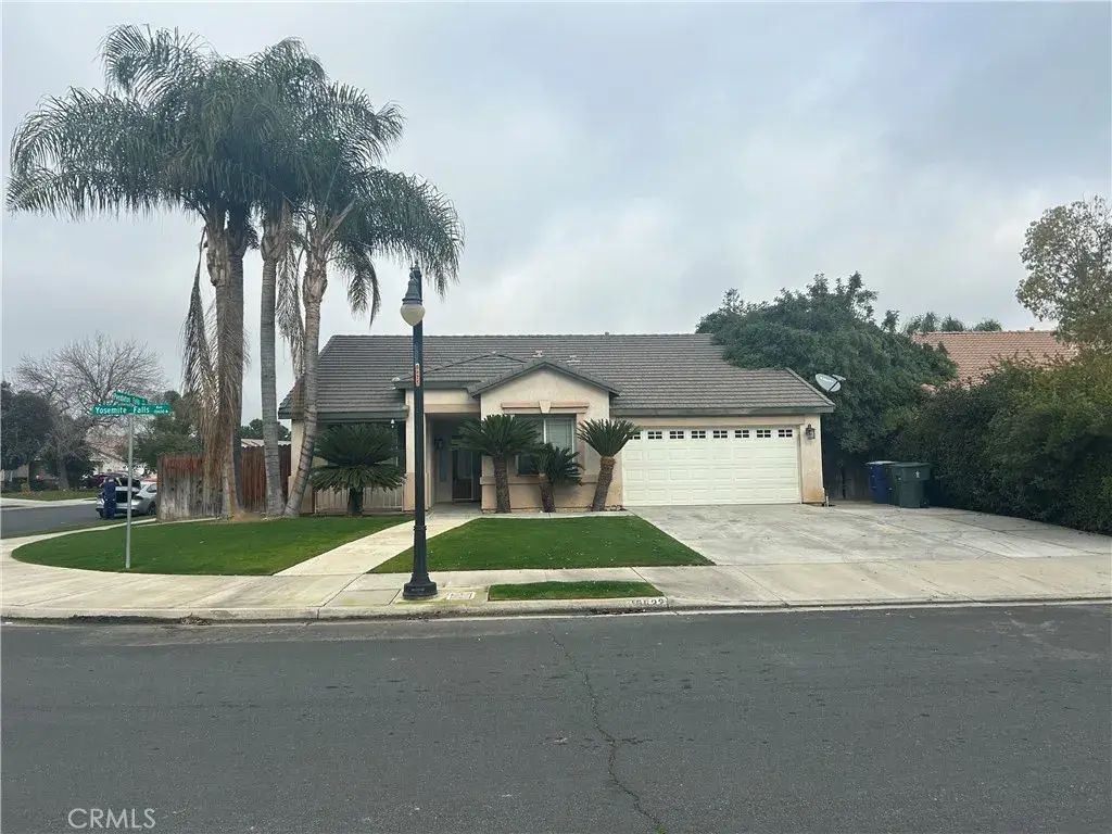 10622 Yosemite Falls Avenue, Bakersfield