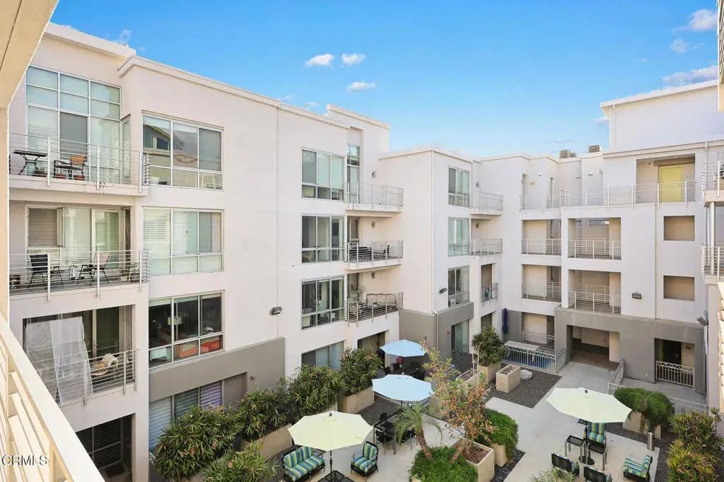111 S De Lacey Avenue 317, Pasadena
