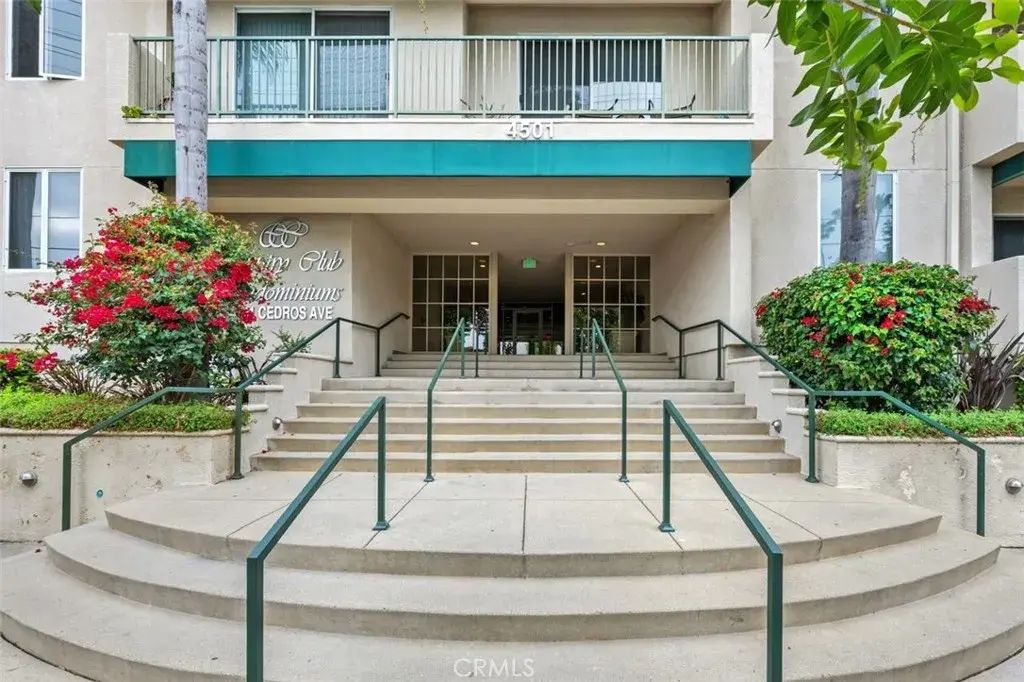 4501 Cedros Avenue 338, Sherman Oaks