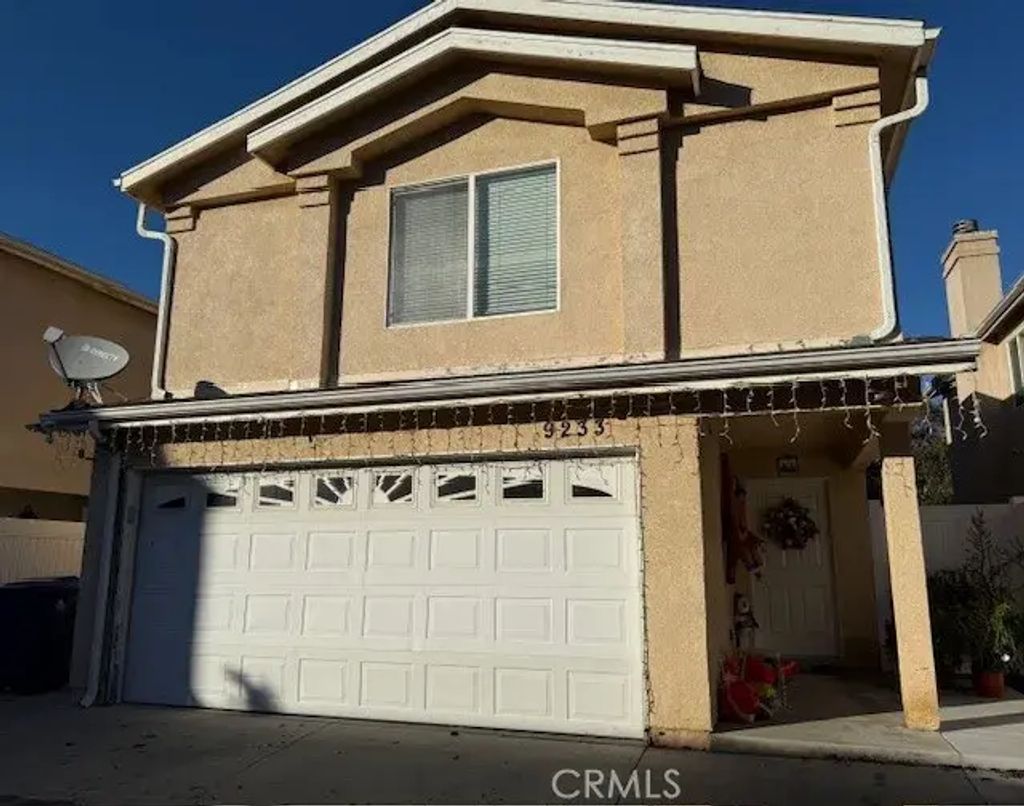 9233 Cedros, Panorama City