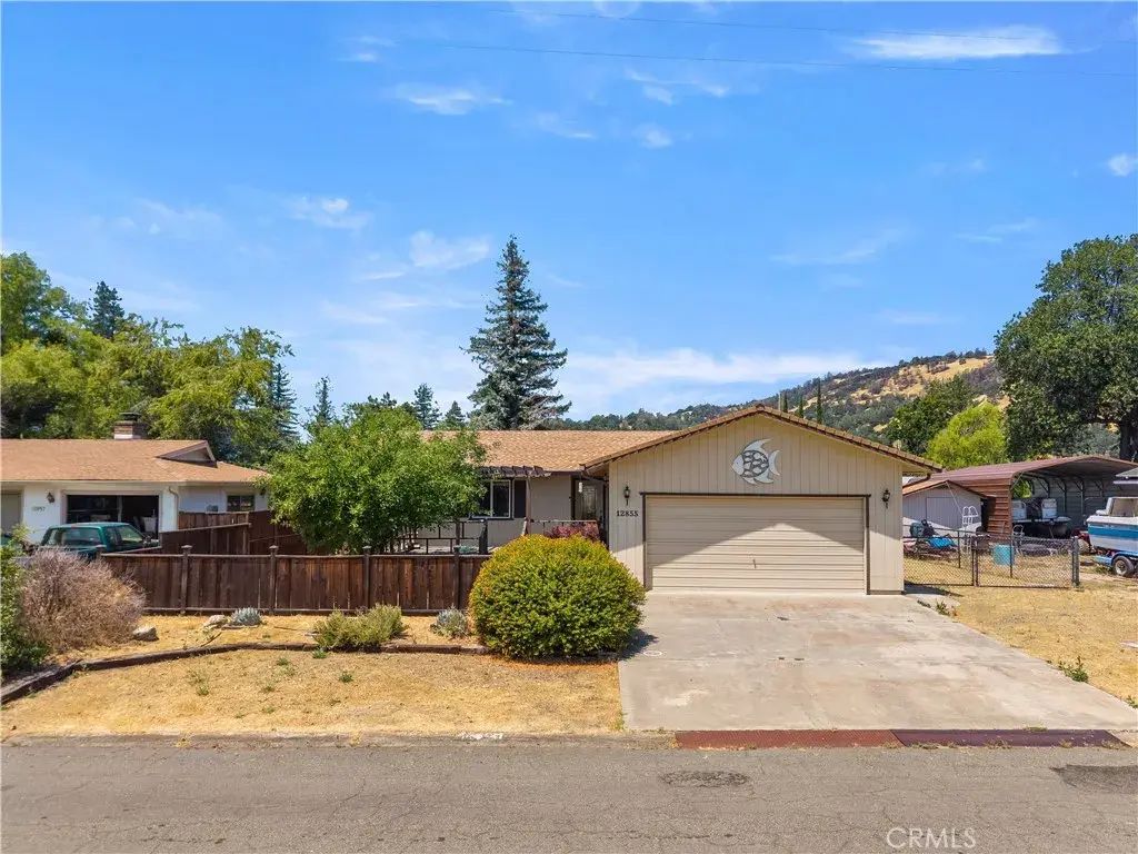 12855 Island, Clearlake Oaks