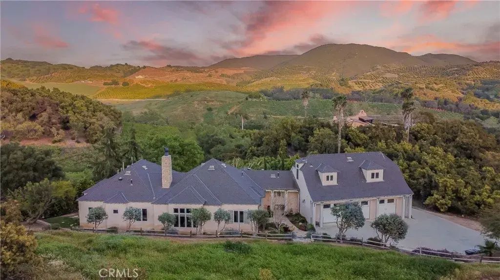 26525 Carancho Road, Temecula