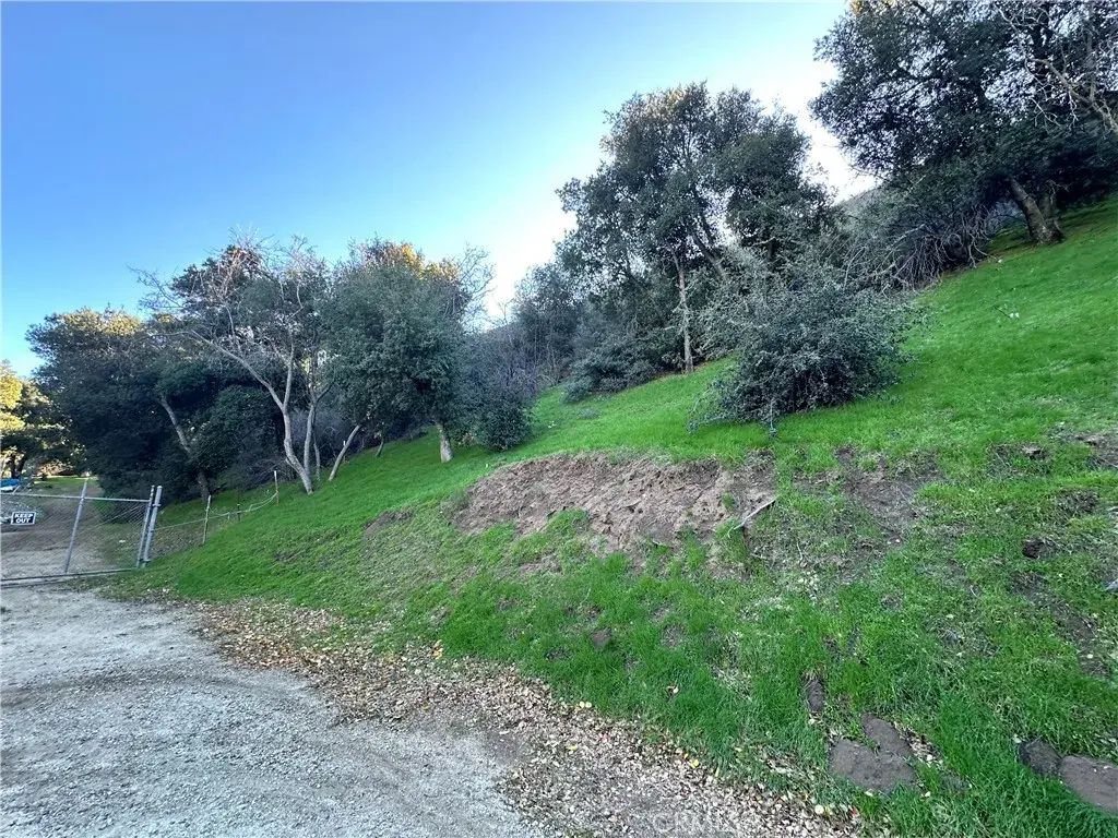 Cliffedge Drive, Green Valley