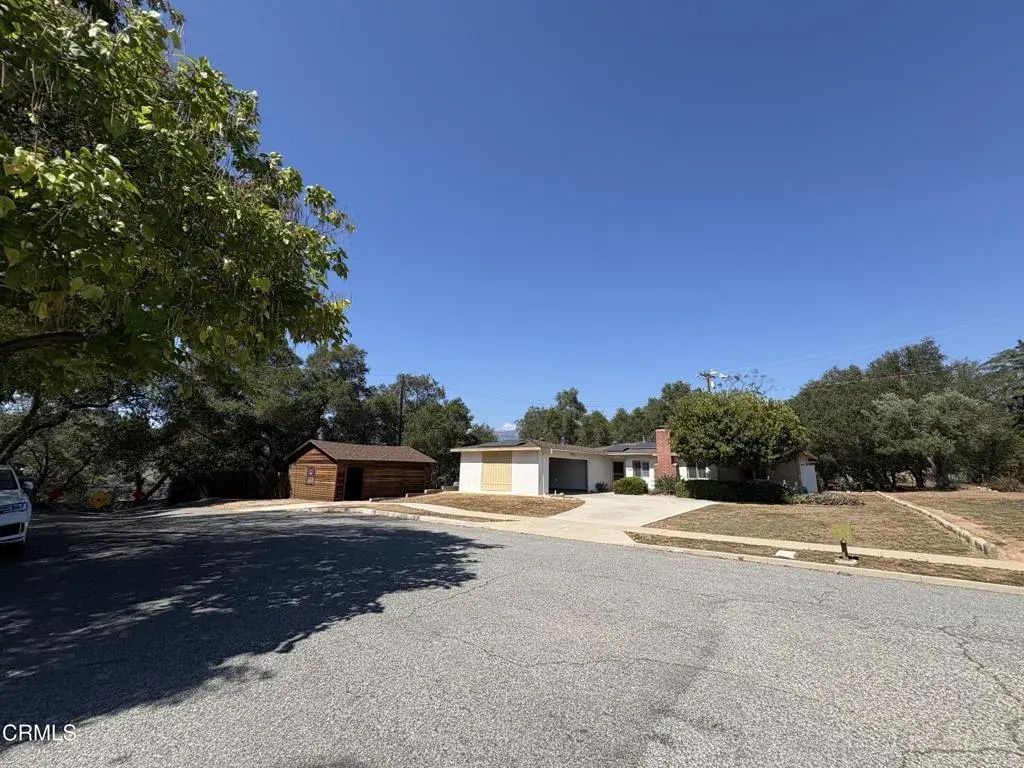 325 Grande Vista Street, Oak View