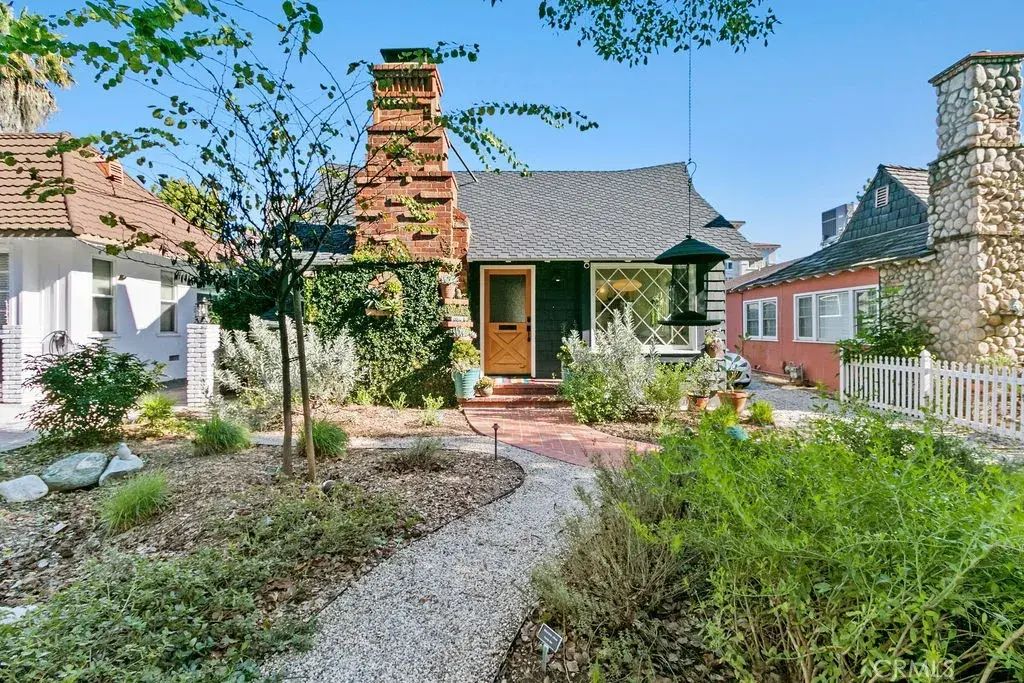 4030 Willowcrest, Studio City