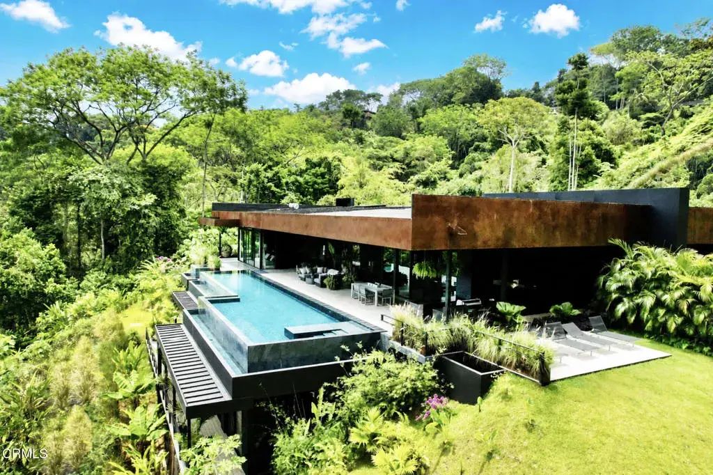 Blackhouse, Uvita, Costa Rica, 