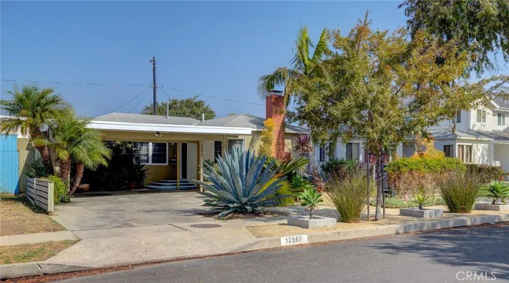 12567 Everglade Street, Los Angeles