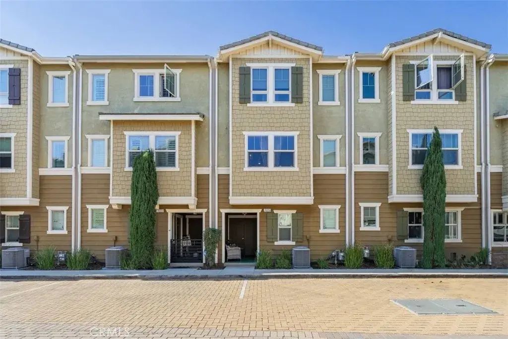 7225 N Cedar, Van Nuys