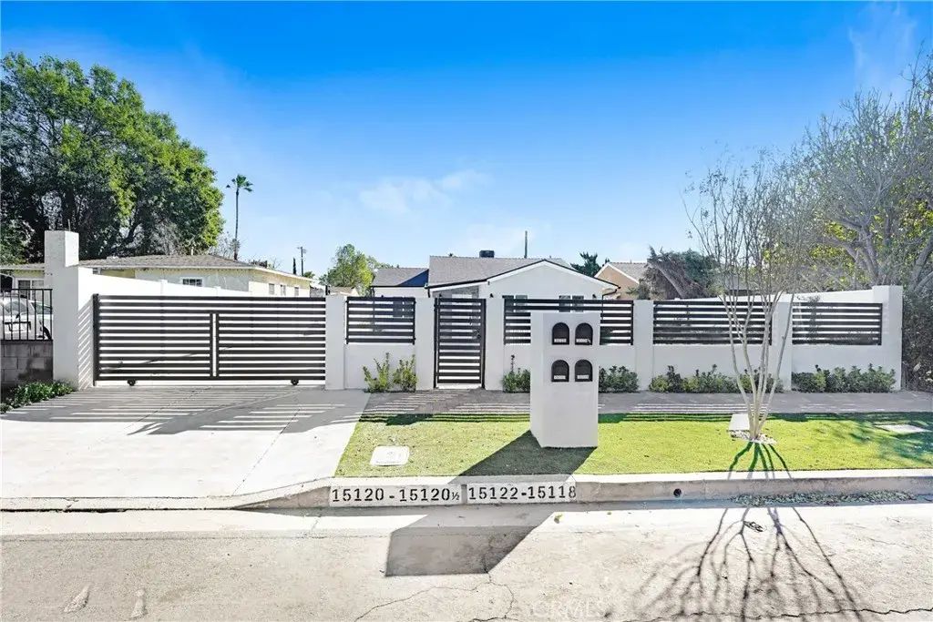 15120 Nurmi 1/2, Sylmar
