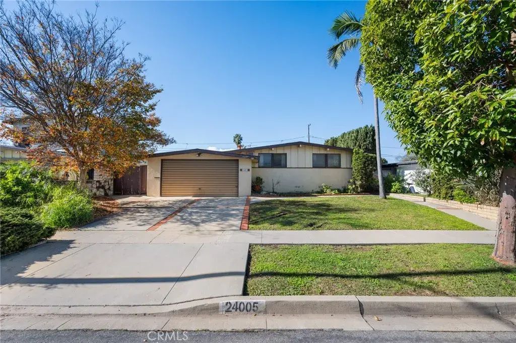 24005 Fulmar Avenue, Torrance