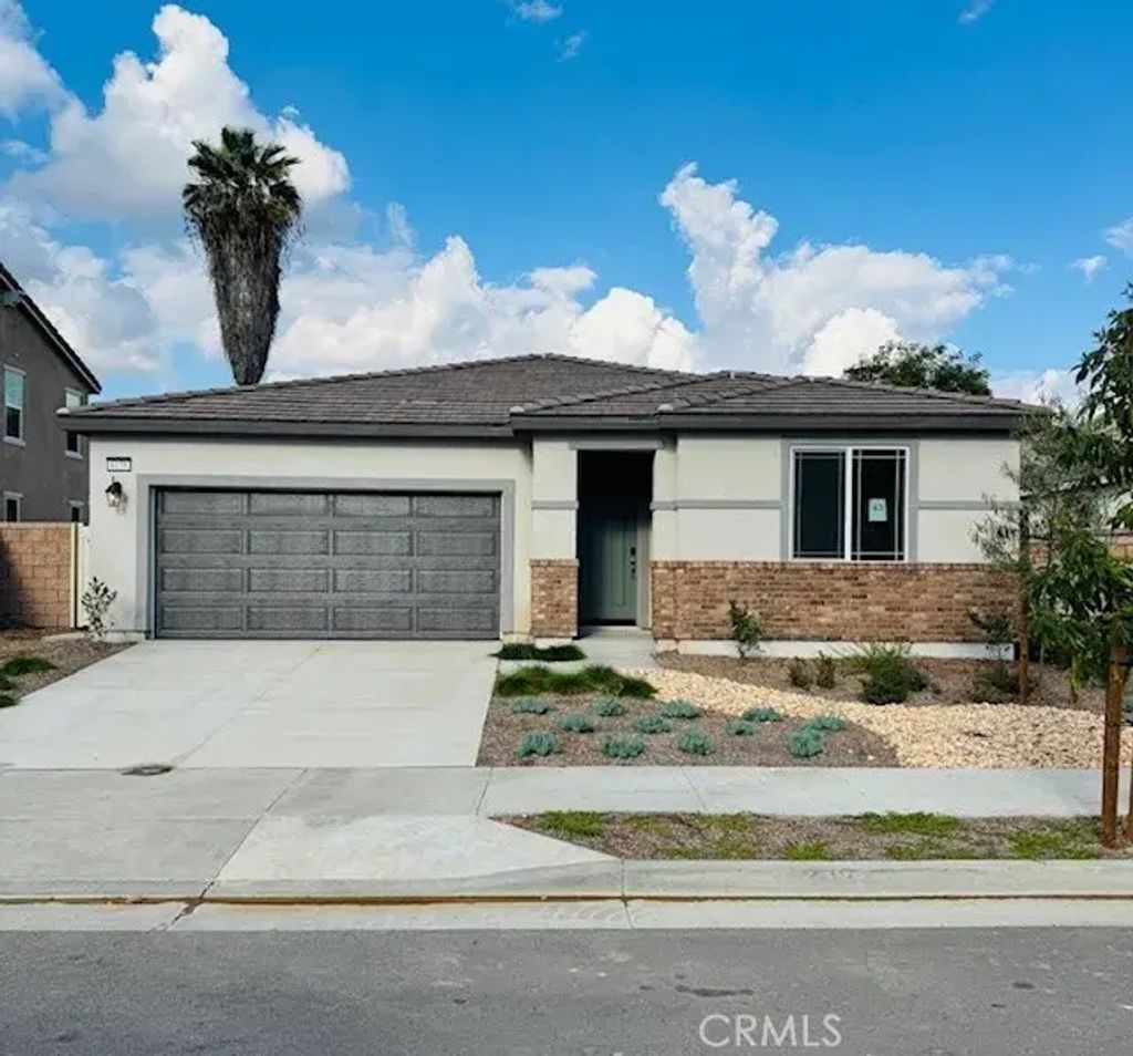 6158 Sequanota Street, Jurupa Valley