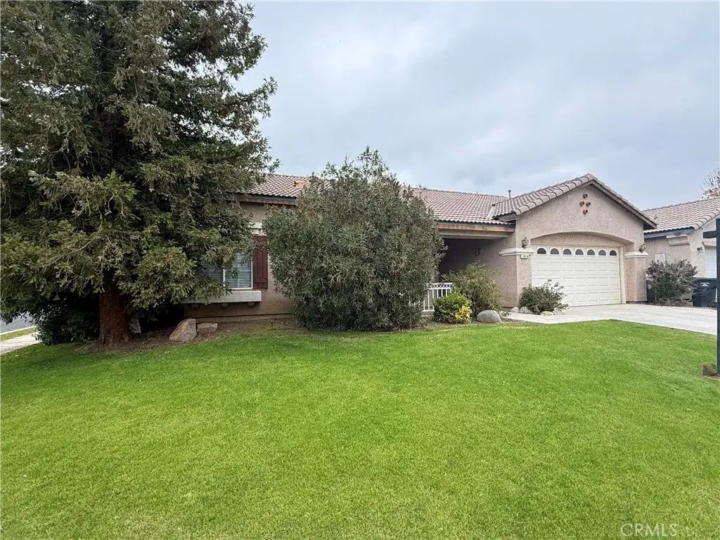 10918 Thunder Falls Avenue, Bakersfield