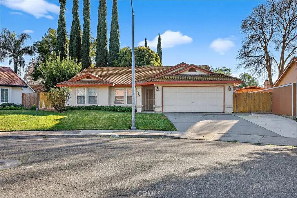 1844 Springfield Court, Merced