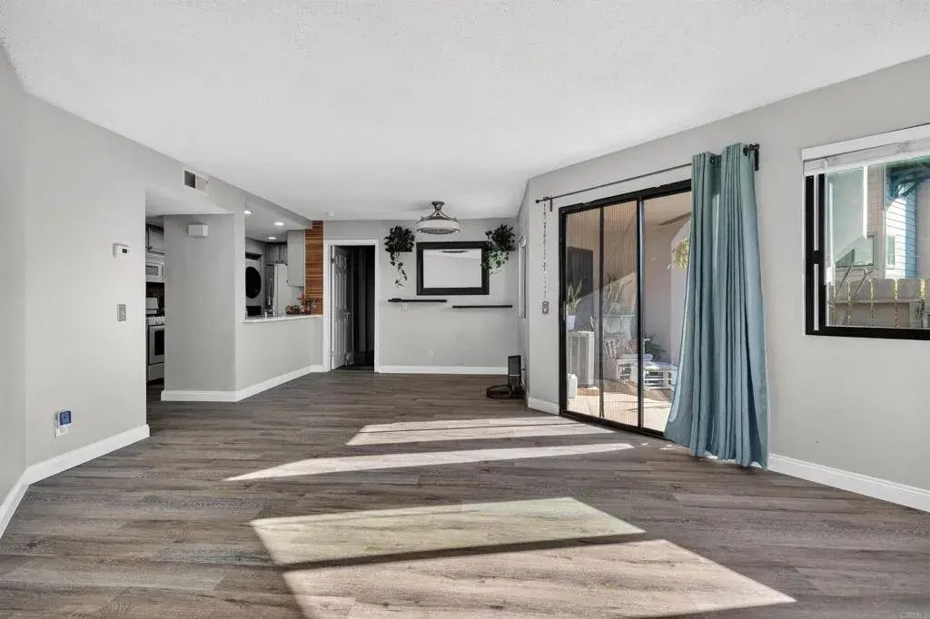 3037 Chipwood Court, Spring Valley