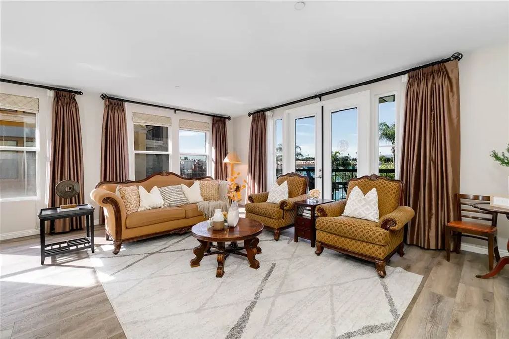 408 W Main Street 2g, Alhambra