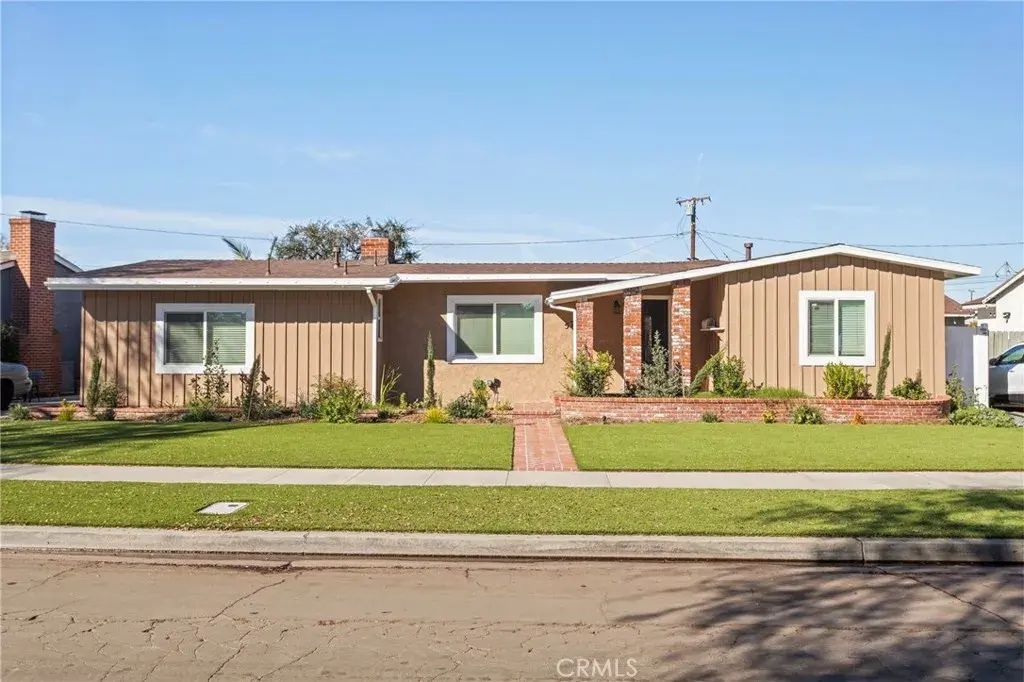 5741 E 23rd, Long Beach