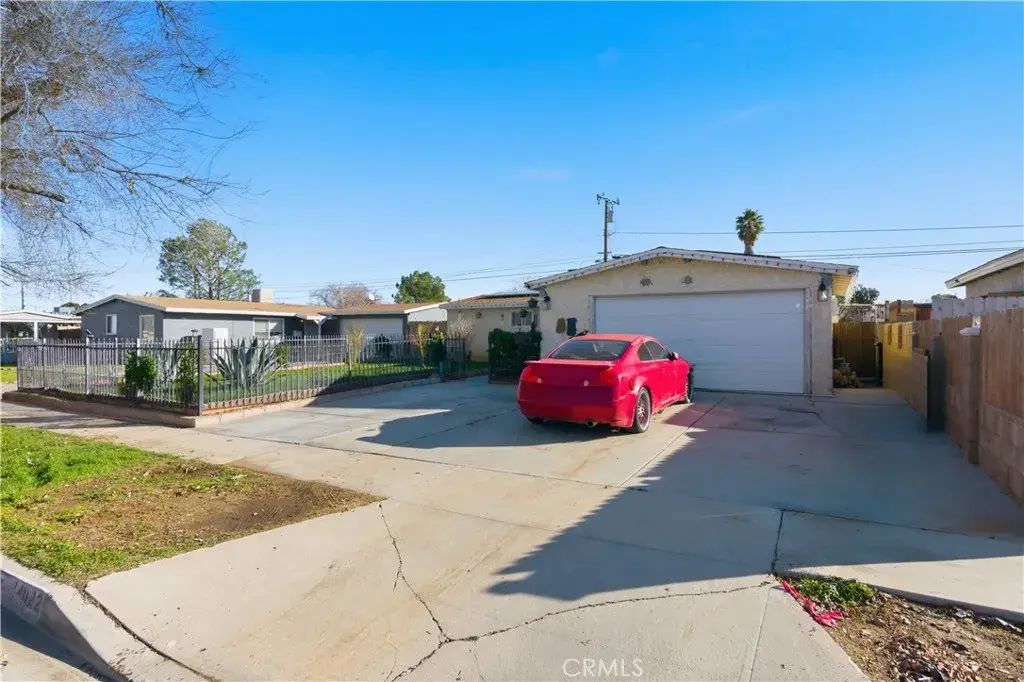 44022 Stanridge Avenue, Lancaster