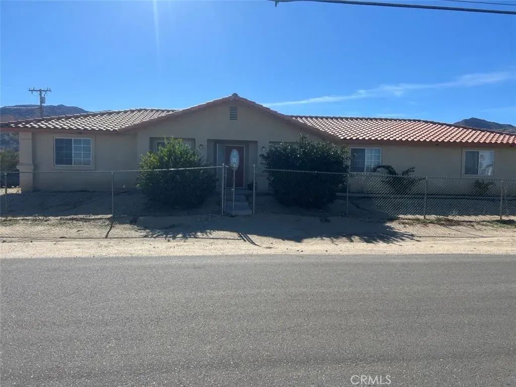 6563 Morongo, 29 Palms