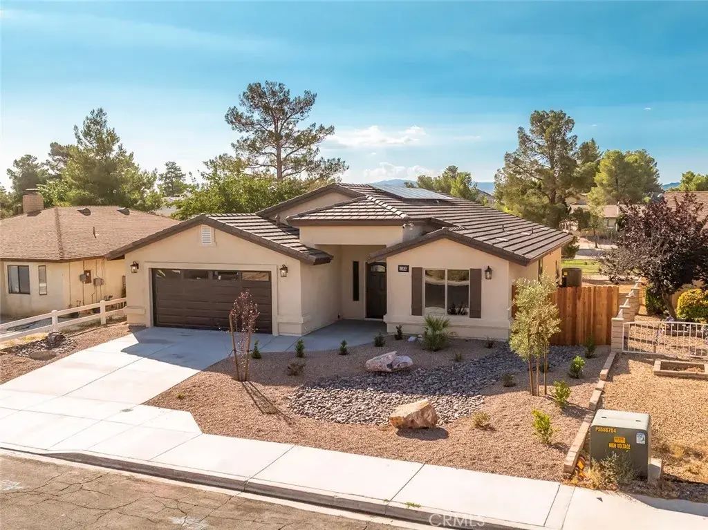 13835 Burning Tree Drive, Victorville