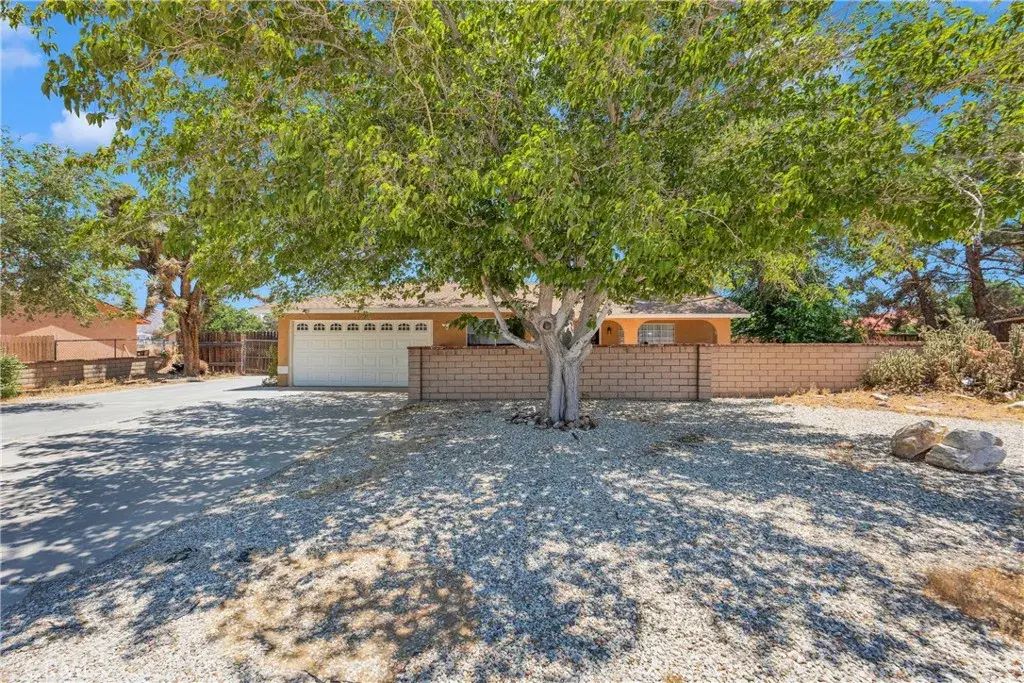 14769 Nanticoke Road, Apple Valley