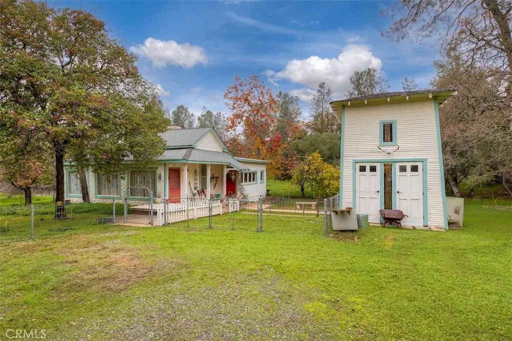 915 Long Bar, Oroville