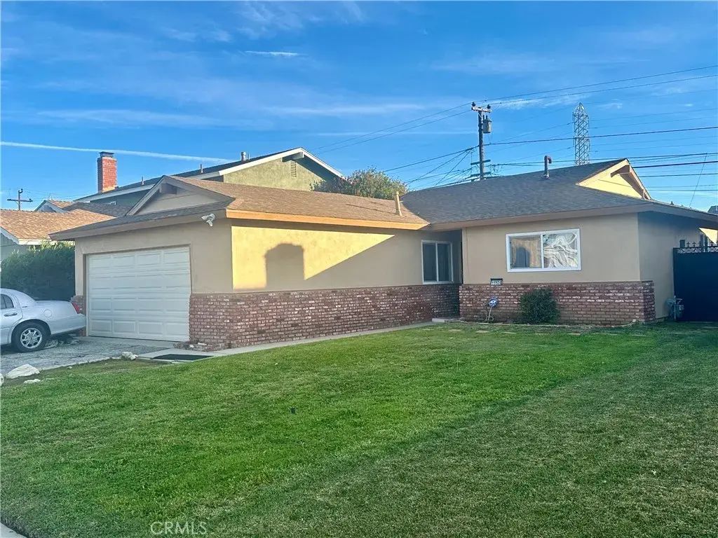 15520 S Mckinley, Compton