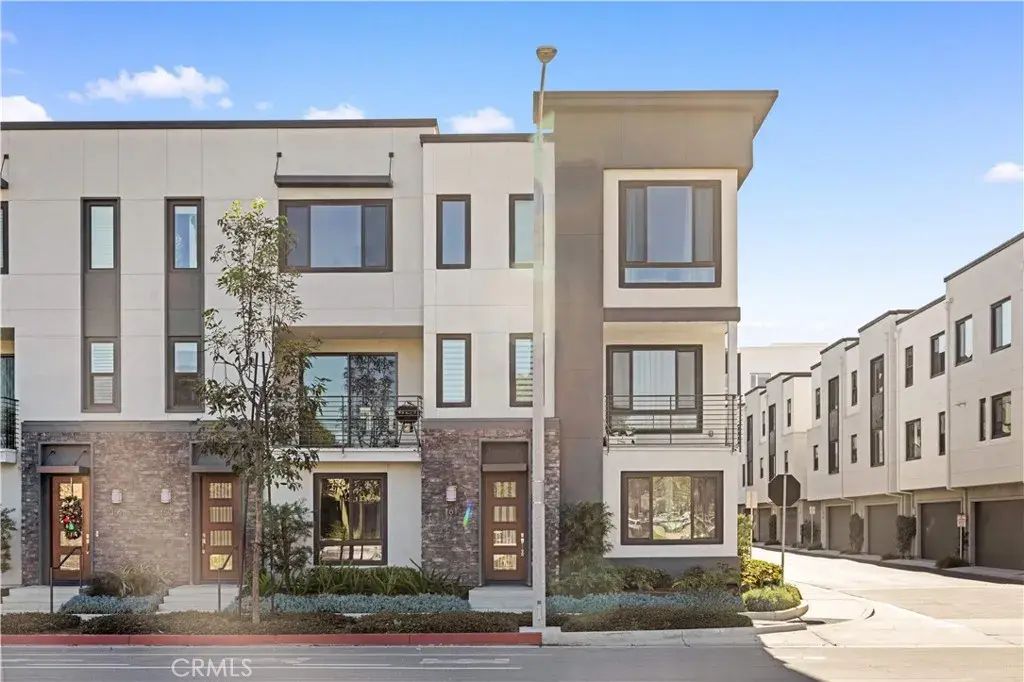 161 Schick, Irvine